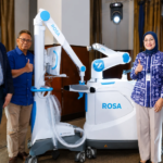 Operasi Lutut Lebih Presisi dengan Robotic Surgical Assistant